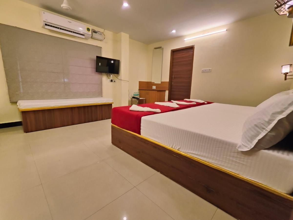 Hotel Comfort Kanchipuram Buitenkant foto